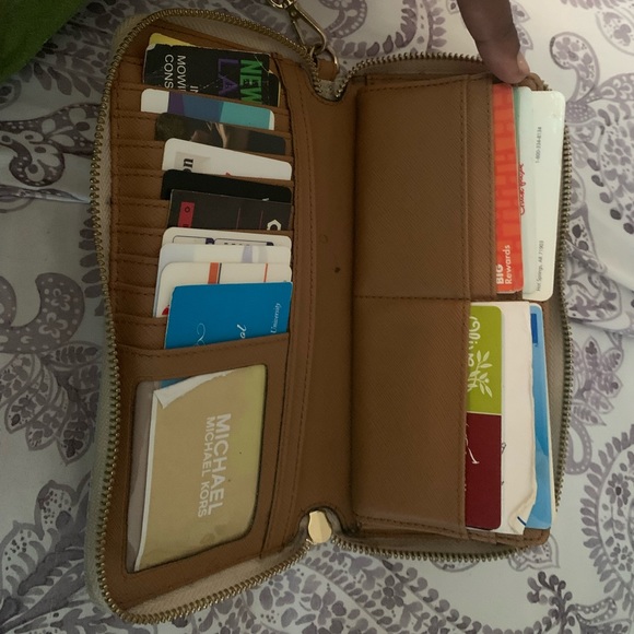 MK Wallet - Picture 3 of 4